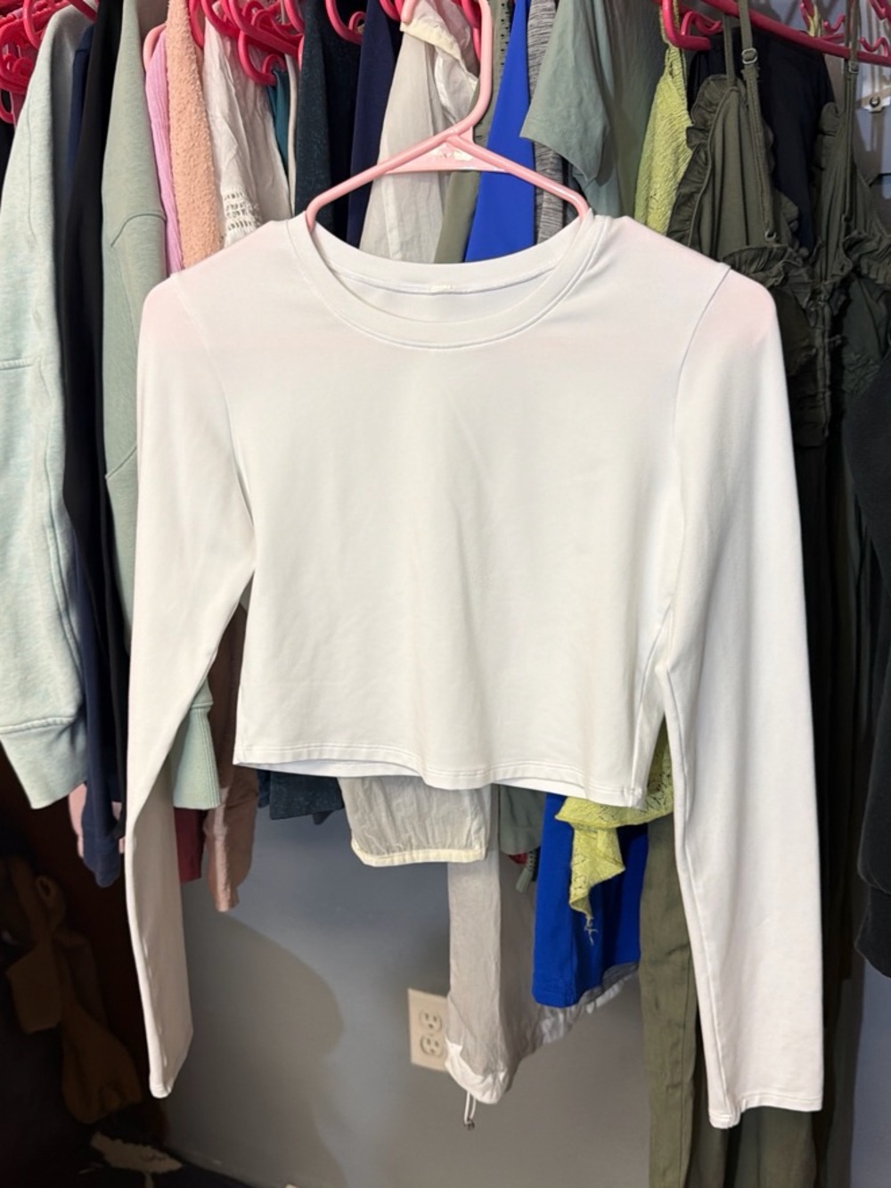 Alo Yoga Alosoft top